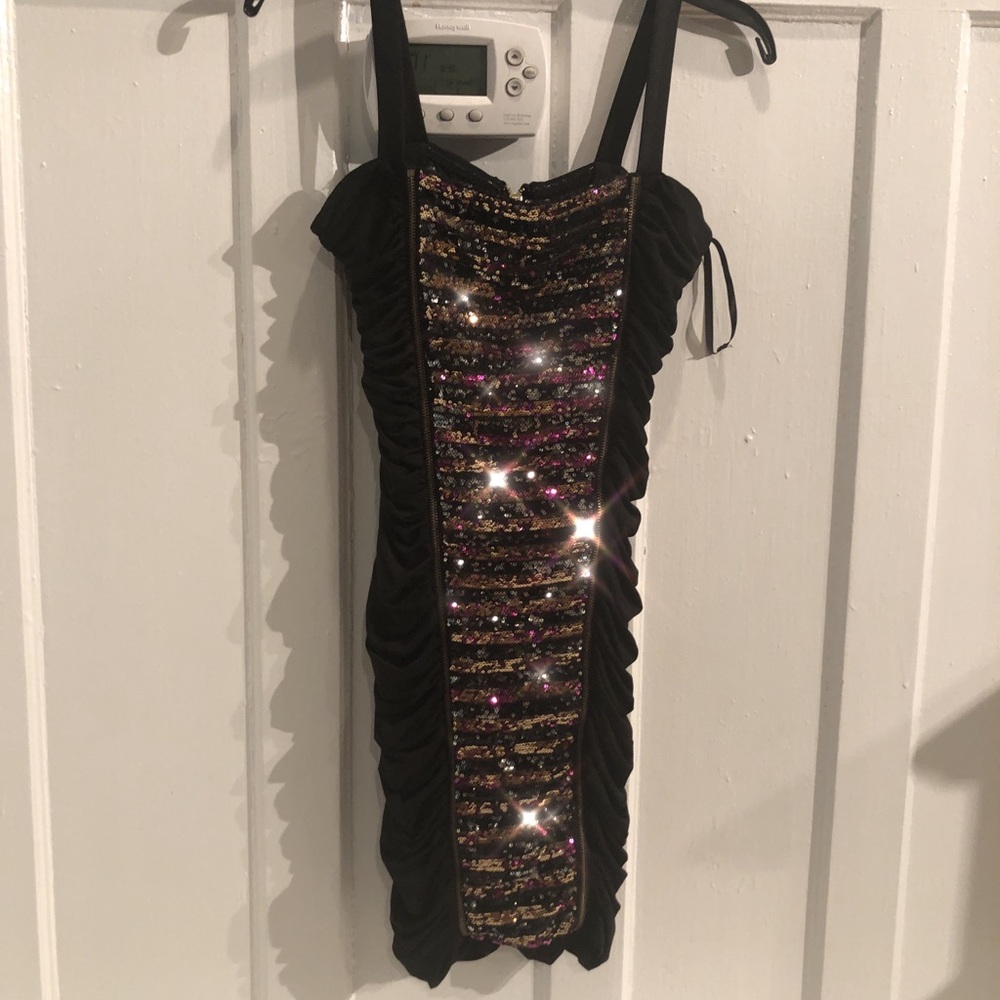 Bebe dress